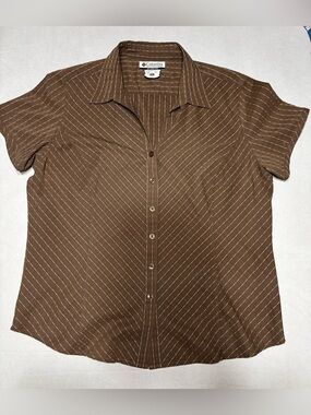 Women’s XL Columbia Fitted Shirt
